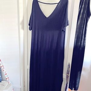 Long dress without sleeves